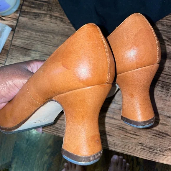 (SOLD) 2.5” Laduca Roxie Heeled Tap Shoes - Picture 3 of 9